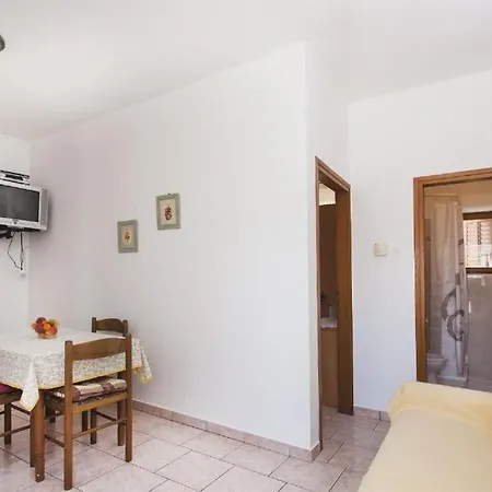 Antonieta * بنجول