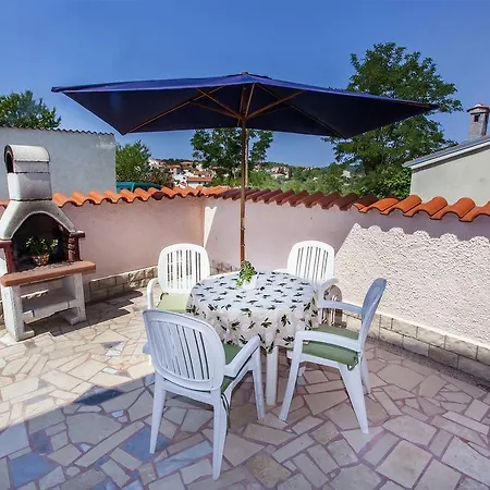 Antonieta Apartment